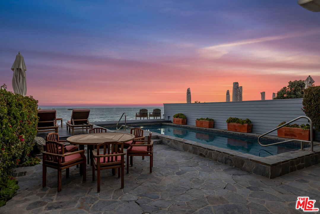 23758 Malibu Rd