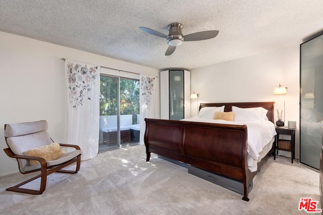 4445 Cartwright Ave Unit: 310