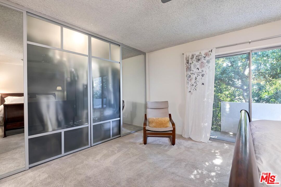 4445 Cartwright Ave Unit: 310