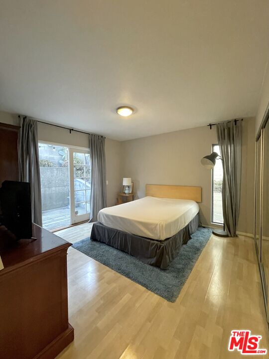 1145 Larrabee St Unit: 3