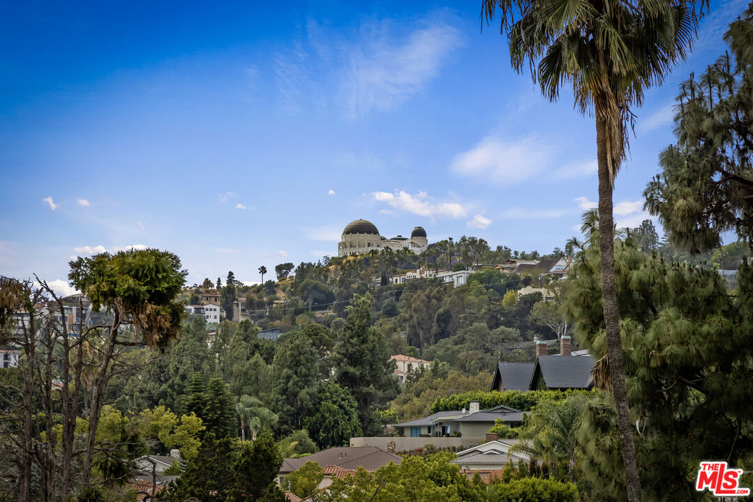 4411 Los Feliz Blvd Unit: 502
