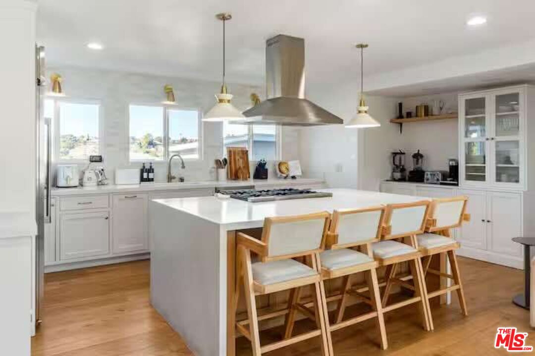4243 Don Carlos Dr