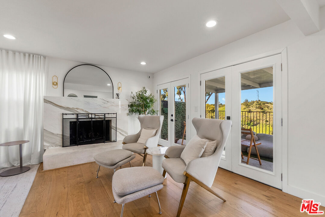 4243 Don Carlos Dr