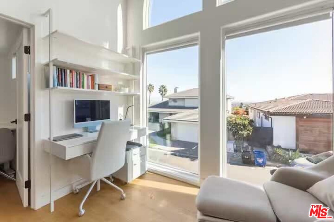4243 Don Carlos Dr