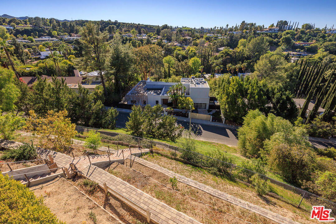 17108 Oak View Dr