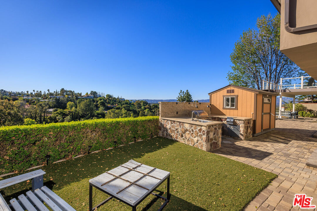 17108 Oak View Dr