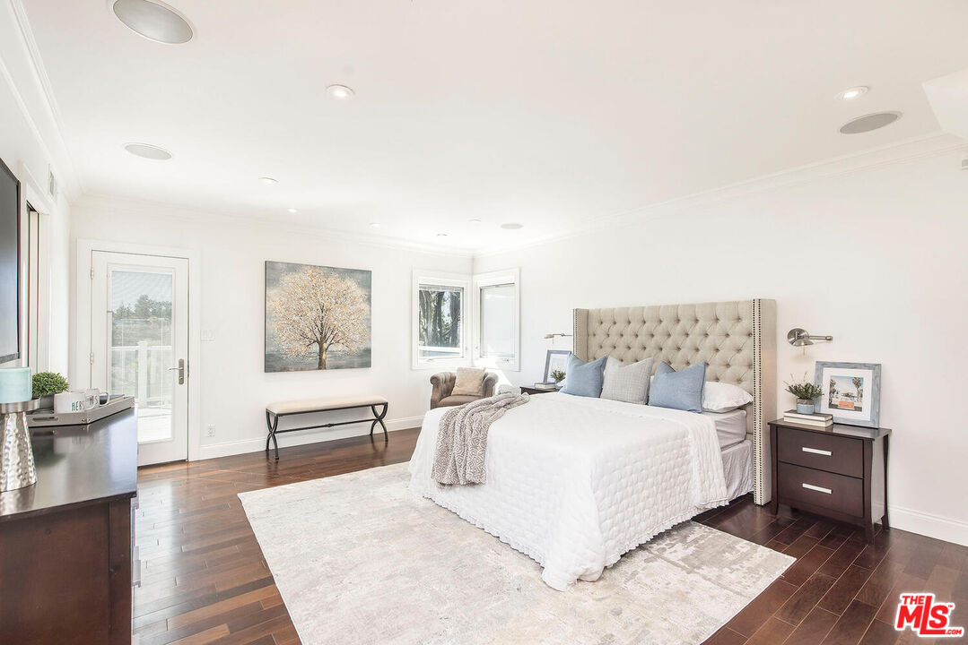 17108 Oak View Dr