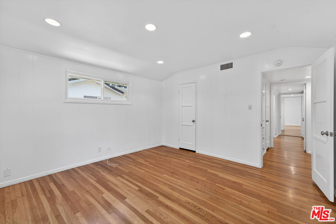 21309 Ibanez Ave