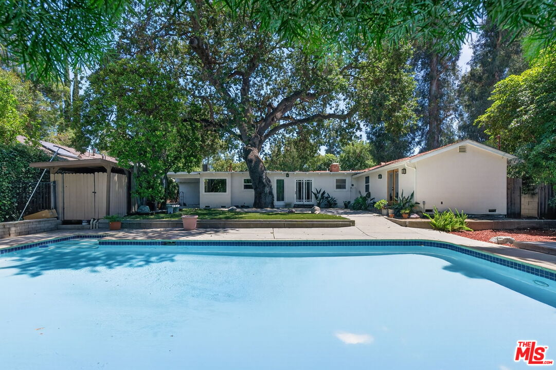 21309 Ibanez Ave