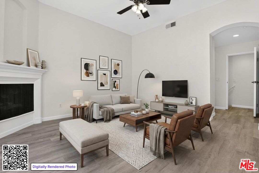 11112 La Maida St Unit: 14