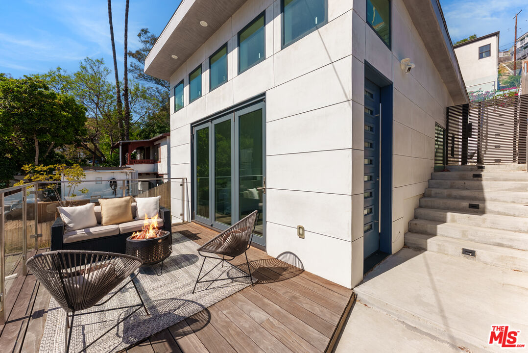 443 W Avenue 37