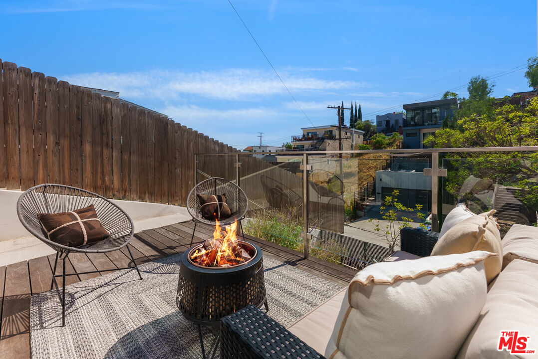 443 W Avenue 37