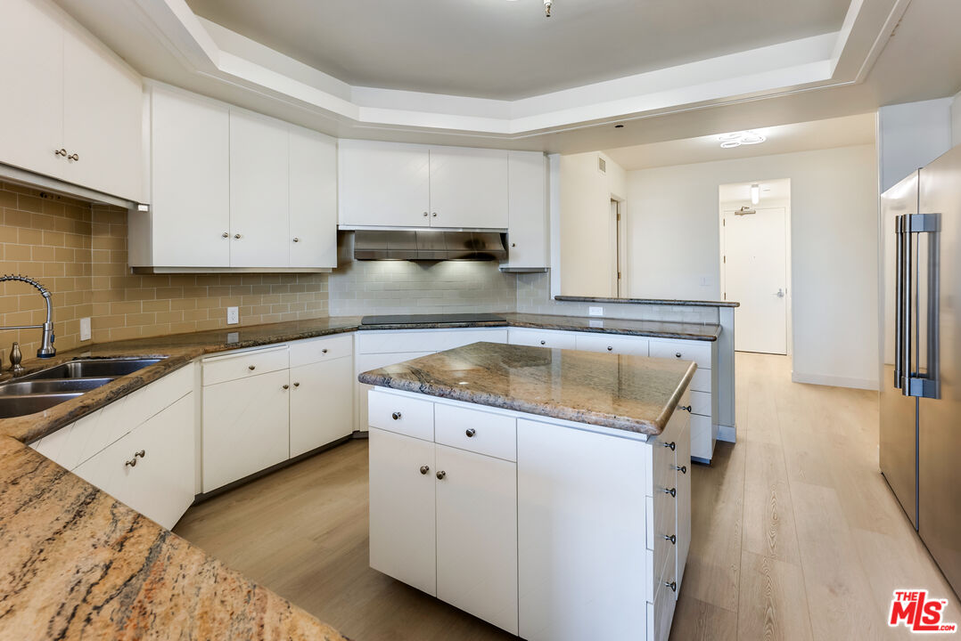 10551 Wilshire Blvd Unit: 1405
