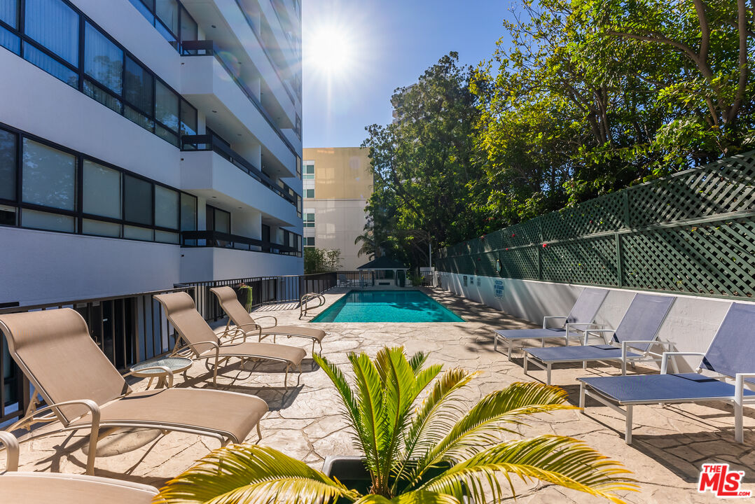 10551 Wilshire Blvd Unit: 1405