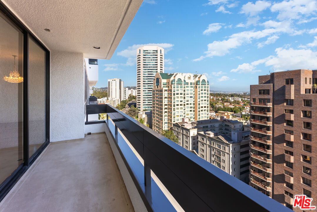 10551 Wilshire Blvd Unit: 1405