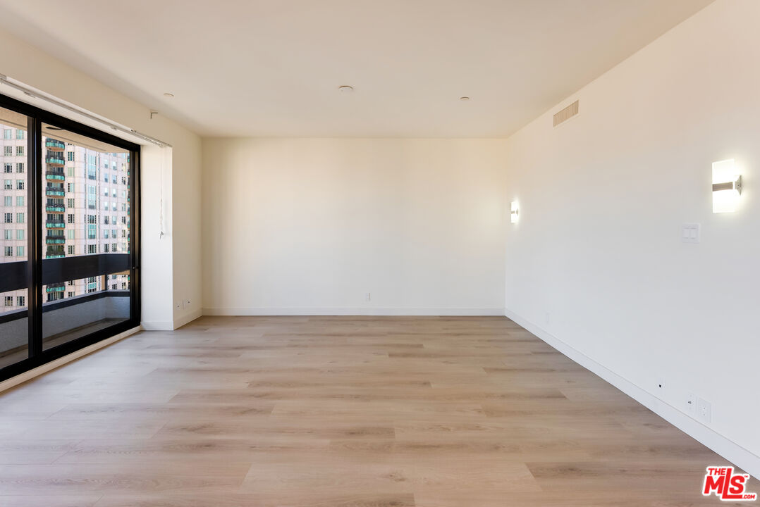 10551 Wilshire Blvd Unit: 1405