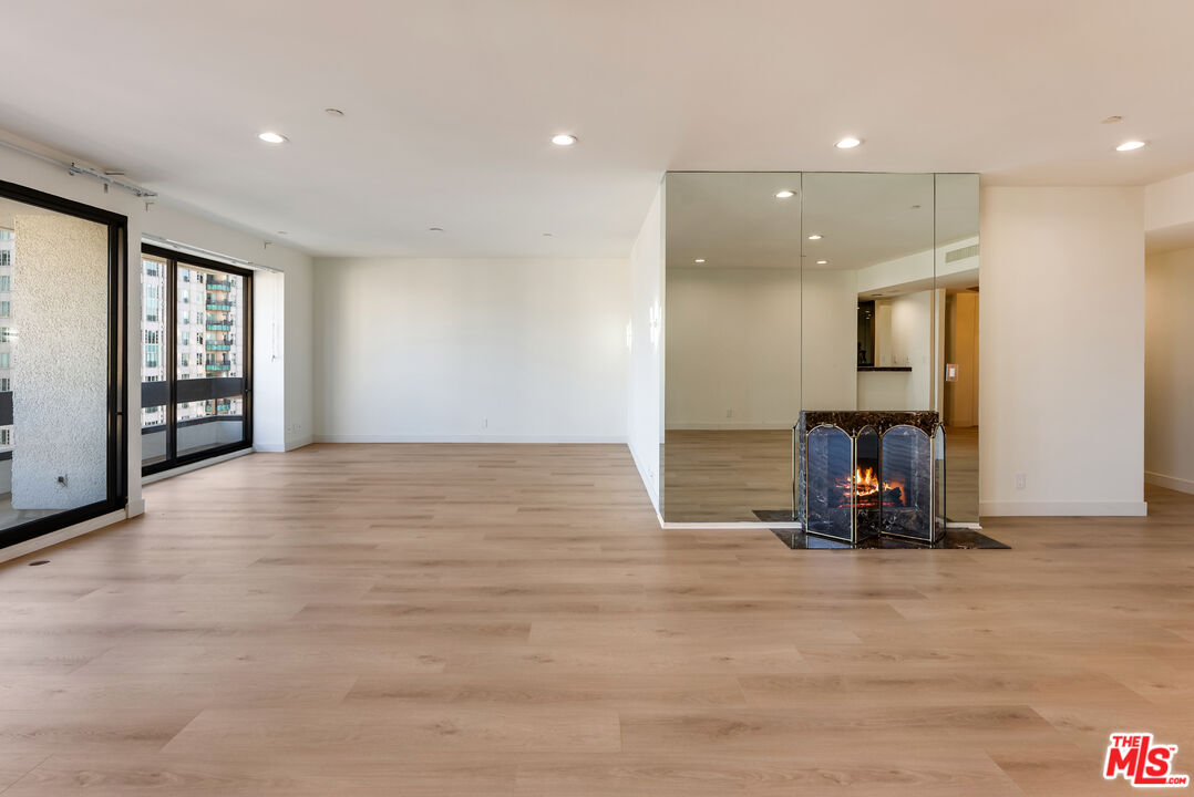 10551 Wilshire Blvd Unit: 1405