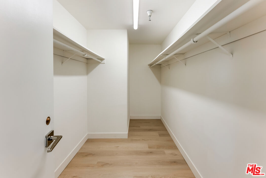 10551 Wilshire Blvd Unit: 1405