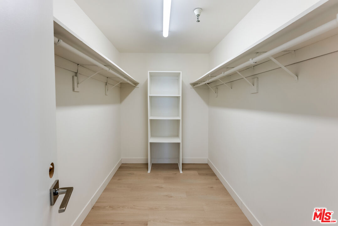 10551 Wilshire Blvd Unit: 1405