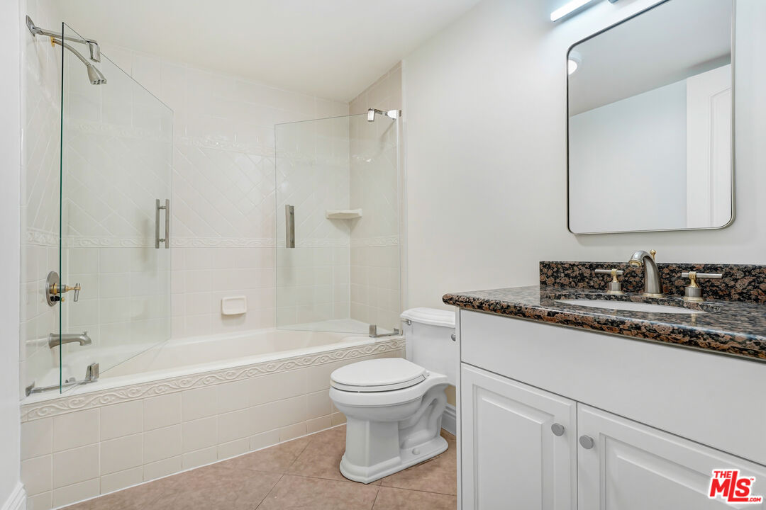 4156 Sunswept Dr