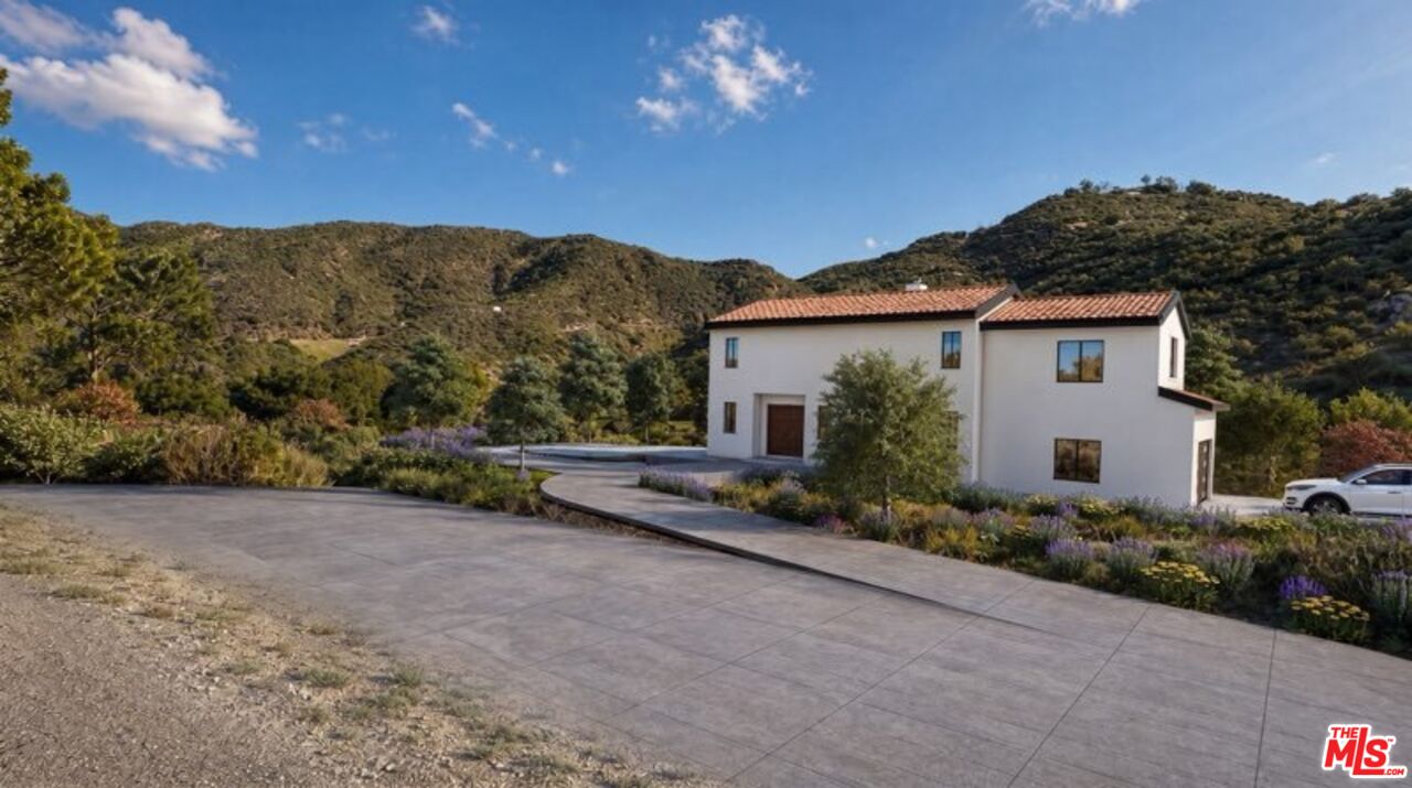 34134 Mulholland Hwy