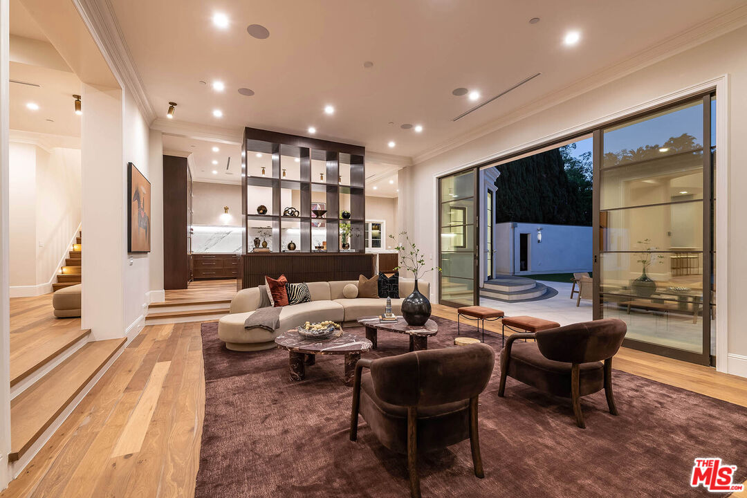 616 N Alpine Dr