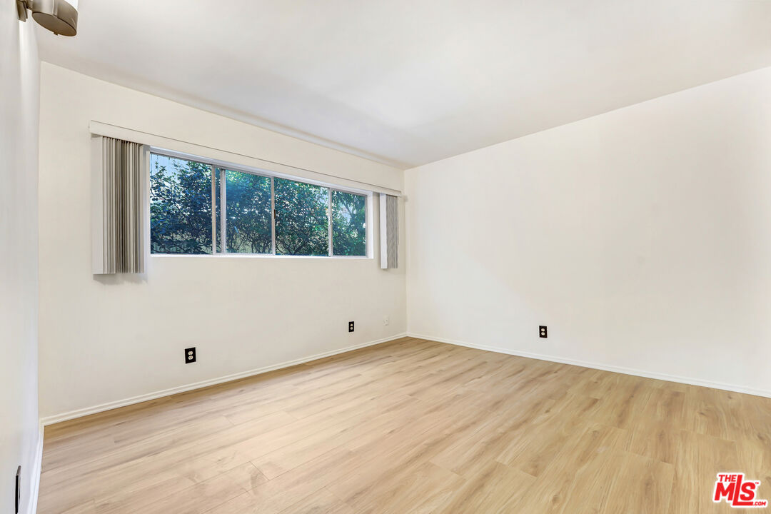1044 9th St Unit: 3