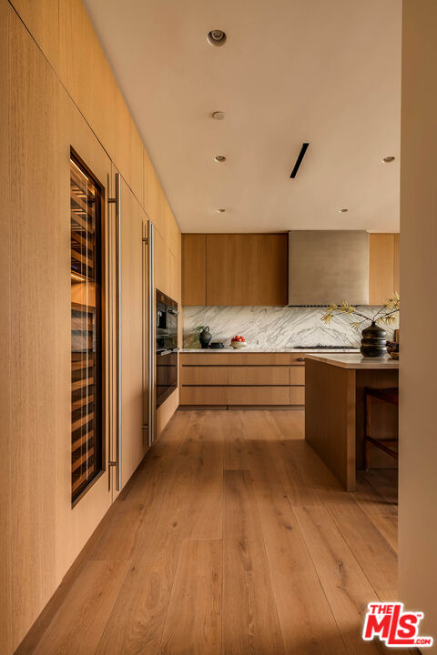 8899 Beverly Blvd Unit: 5E