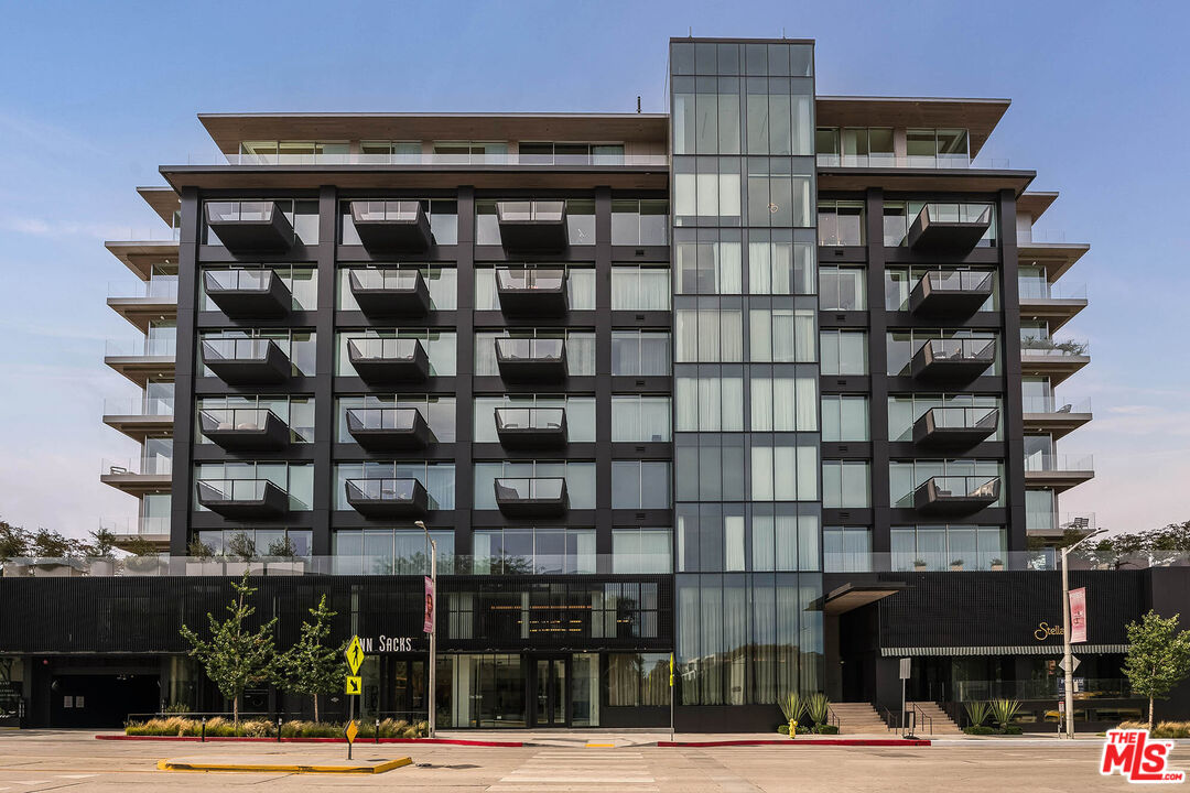 8899 Beverly Blvd Unit: 5E