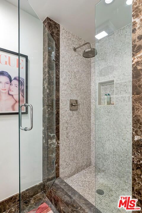 1033 Carol Dr Unit: 104