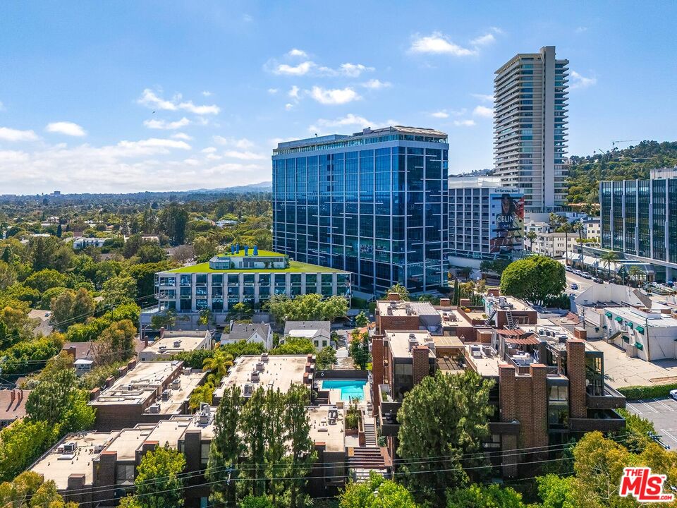 1033 Carol Dr Unit: 104