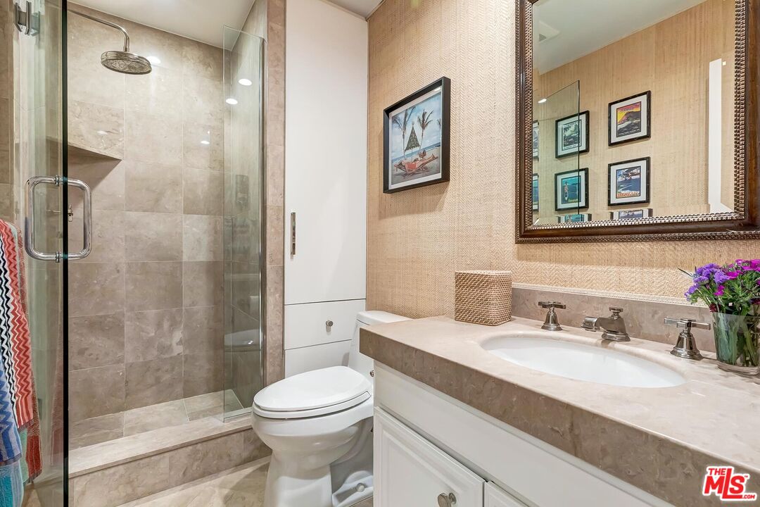 1033 Carol Dr Unit: 104