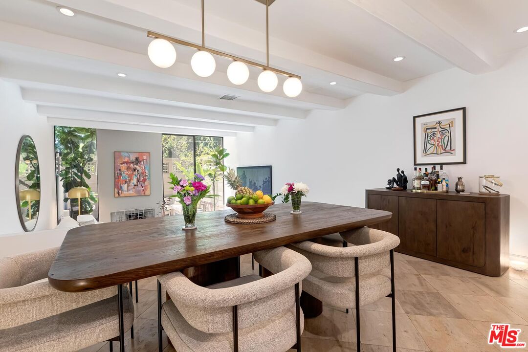 1033 Carol Dr Unit: 104