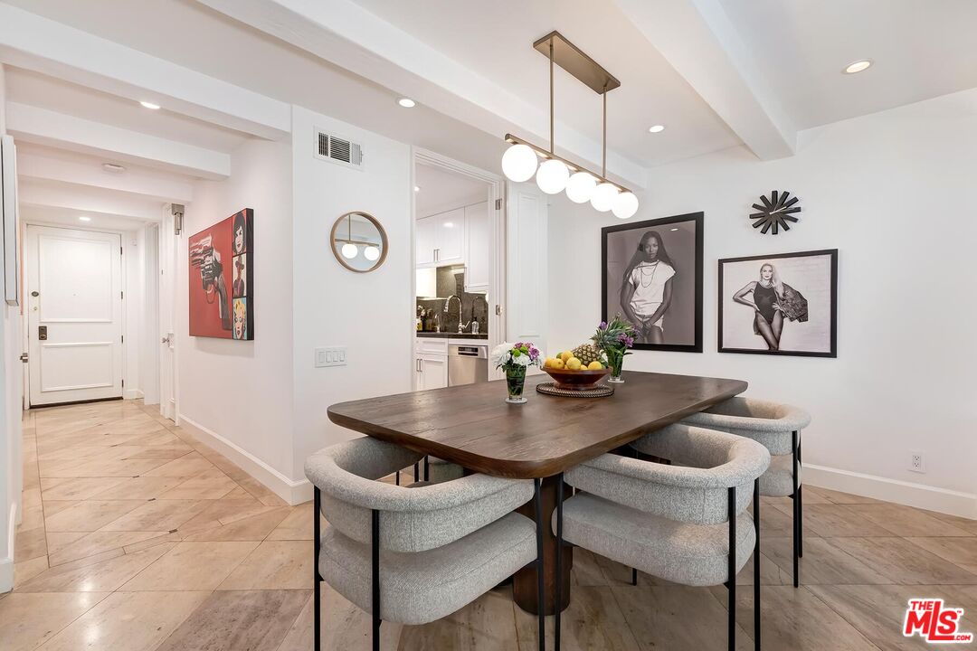 1033 Carol Dr Unit: 104