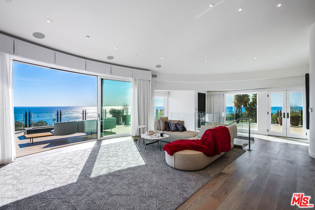 31555 Pacific Coast Hwy