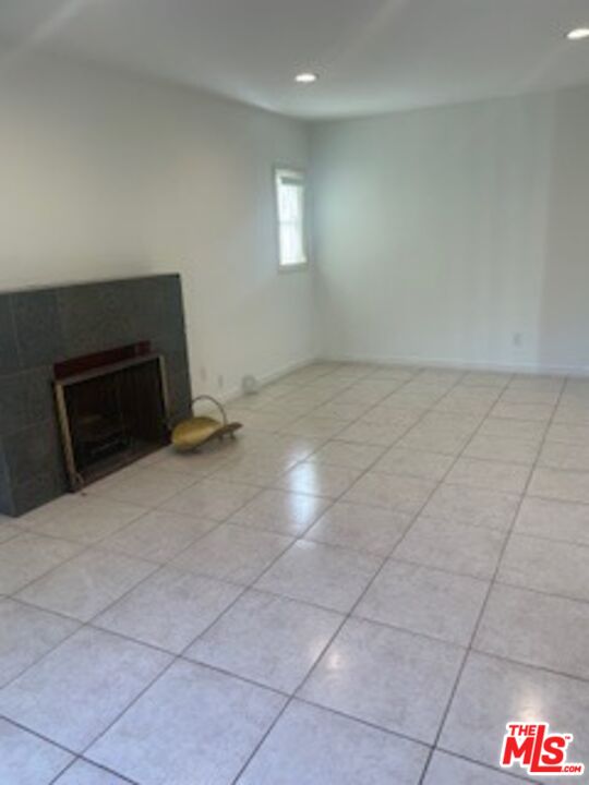 2311 Malcolm Ave