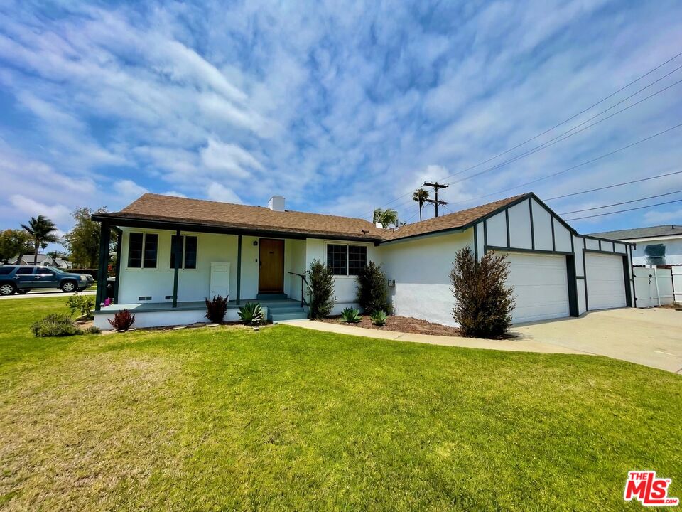 6031 Will Rogers St