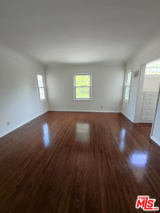1292 Devon Ave Unit: 1296