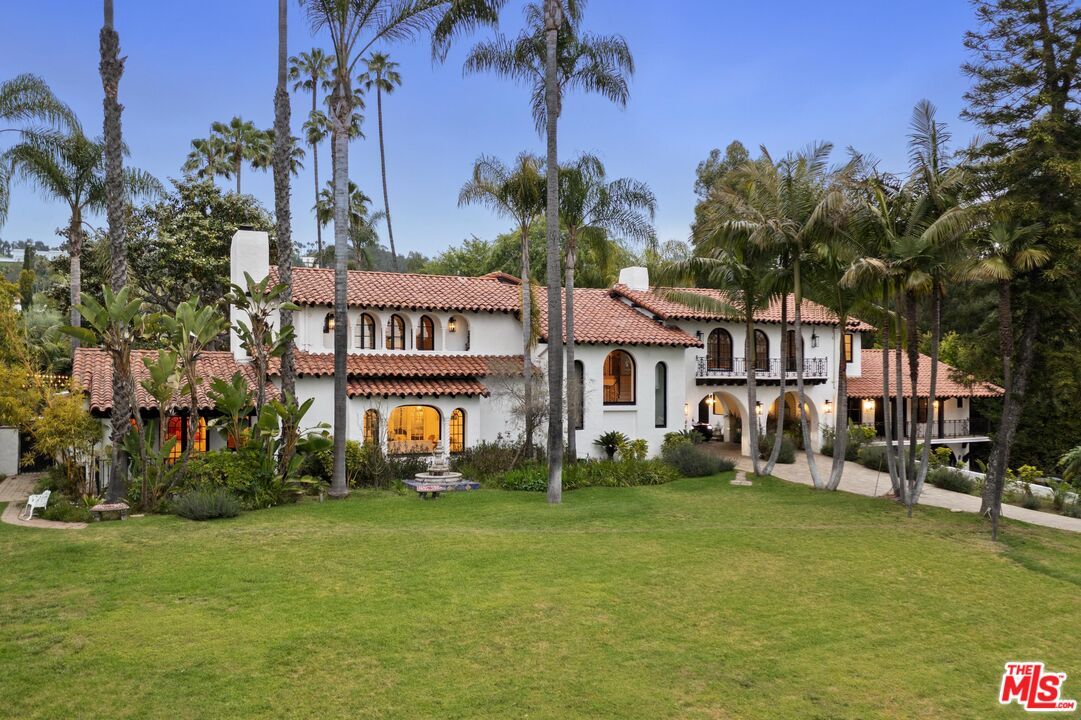 9451 Sunset Blvd