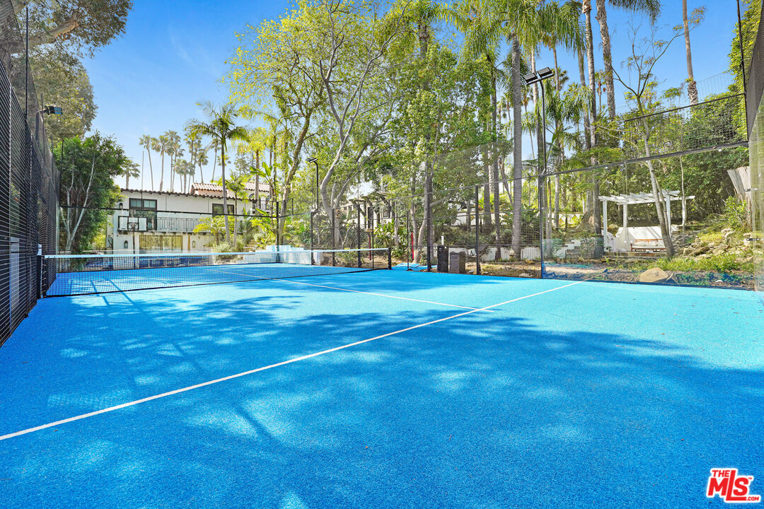 9451 Sunset Blvd