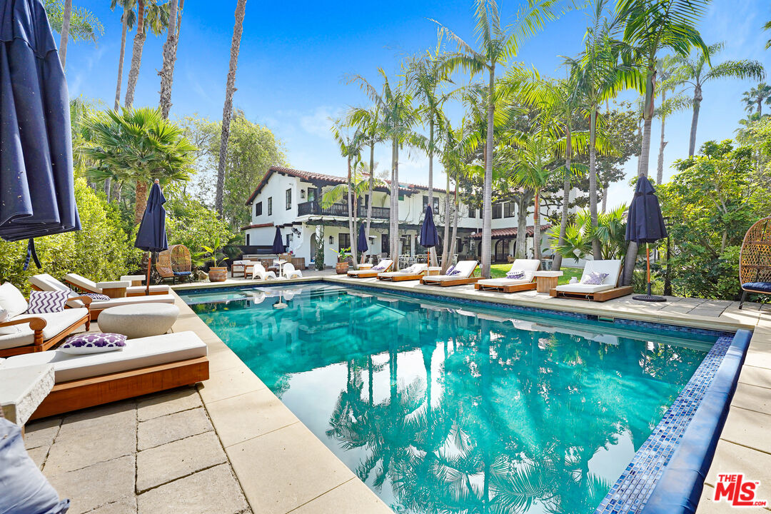 9451 Sunset Blvd