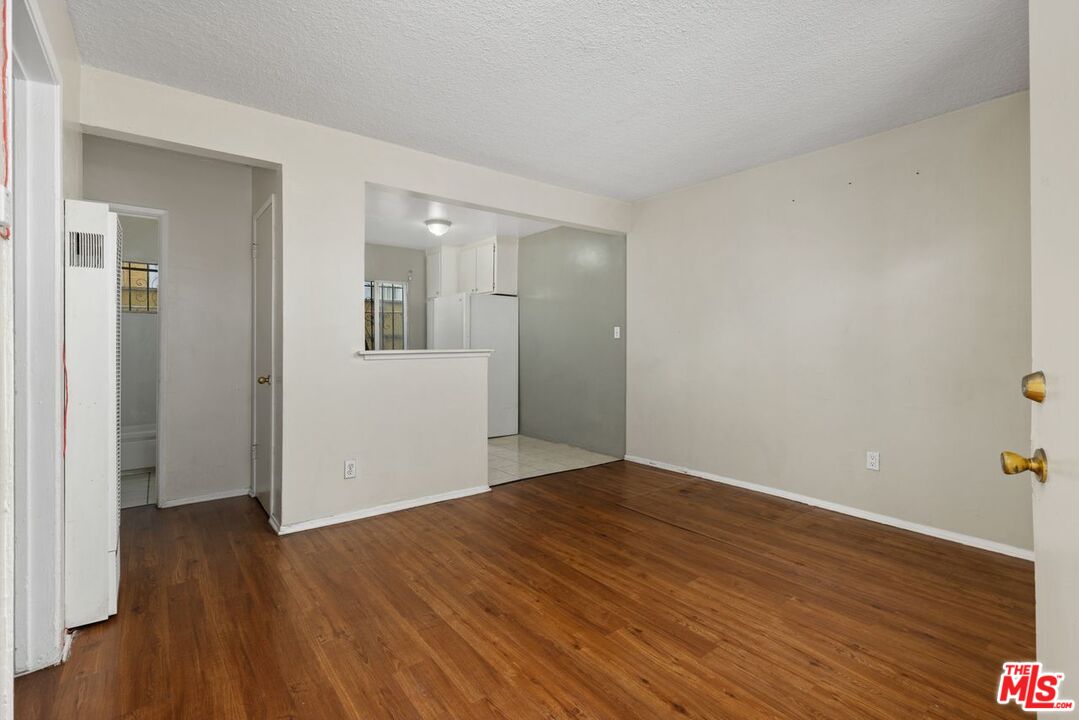 2321 3rd Ave