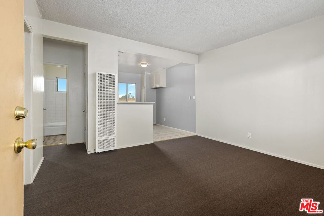 2321 3rd Ave