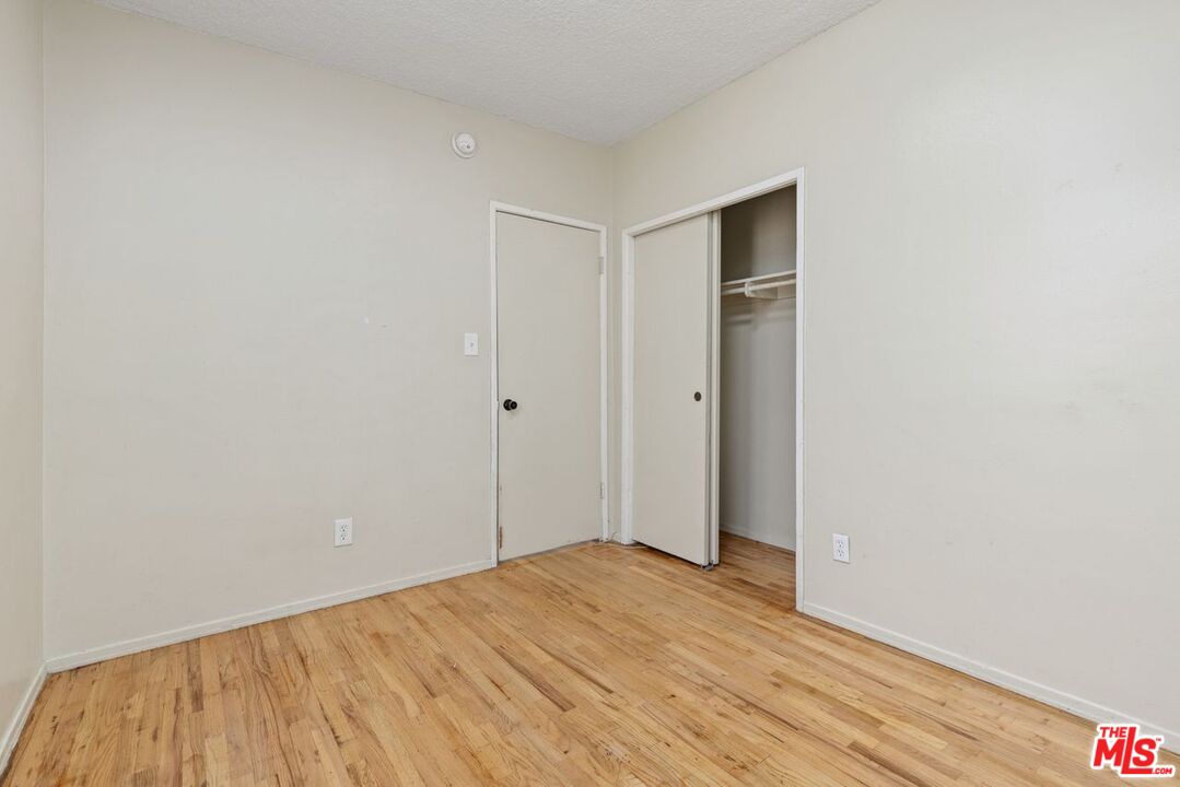 2321 3rd Ave
