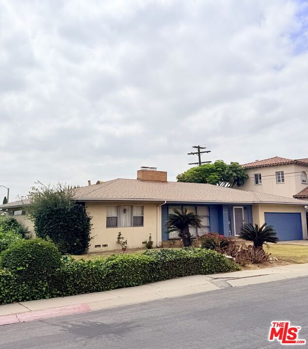 8002 Dunfield Ave
