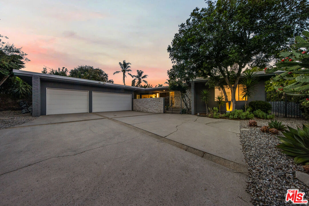 16375 Sloan Dr