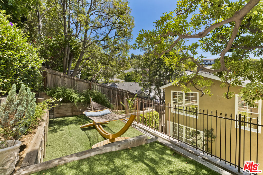 1519 Schuyler Rd