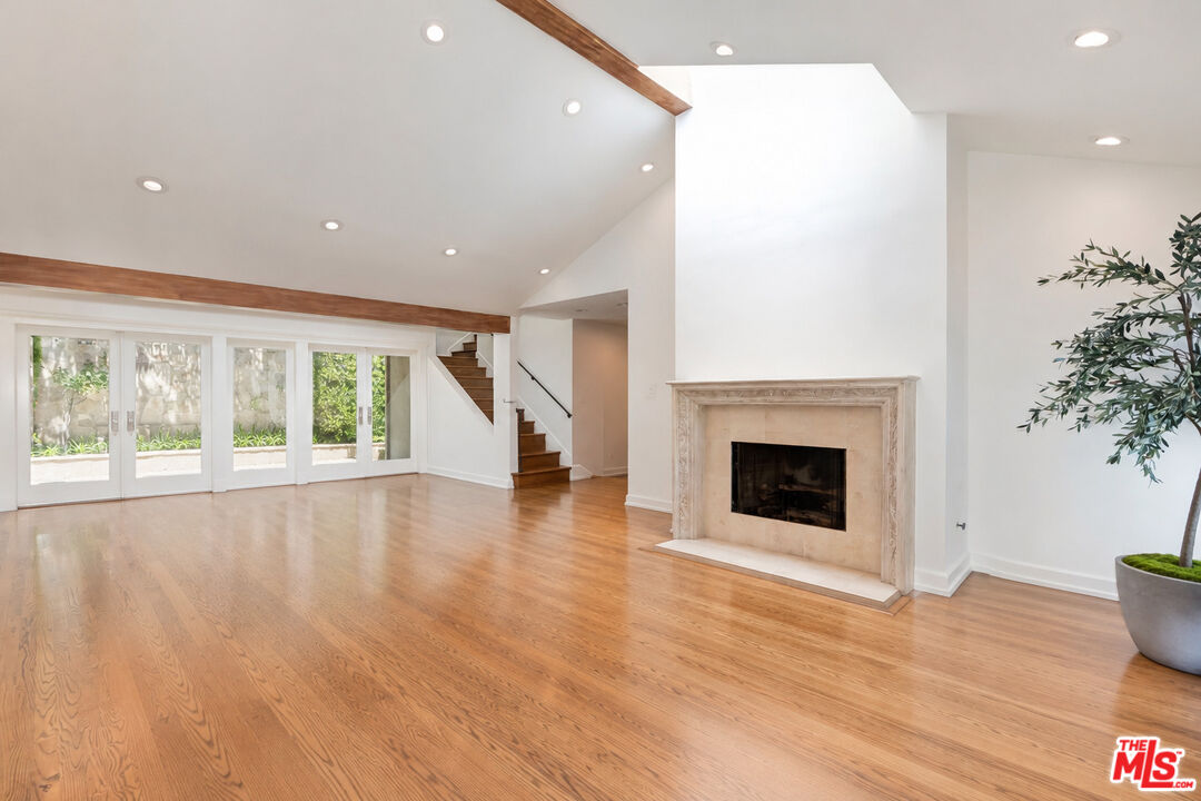 1519 Schuyler Rd