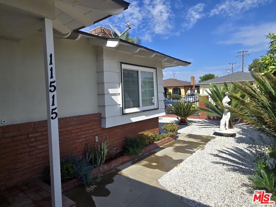 11515 Hallwood Dr