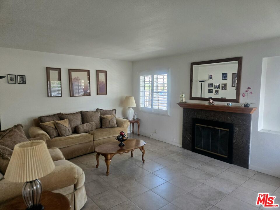 11515 Hallwood Dr